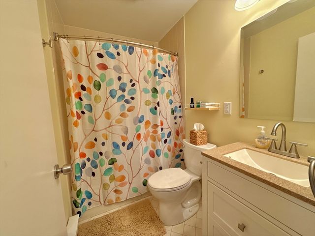 228 Eaton Ln 228, Brewster, MA 02631