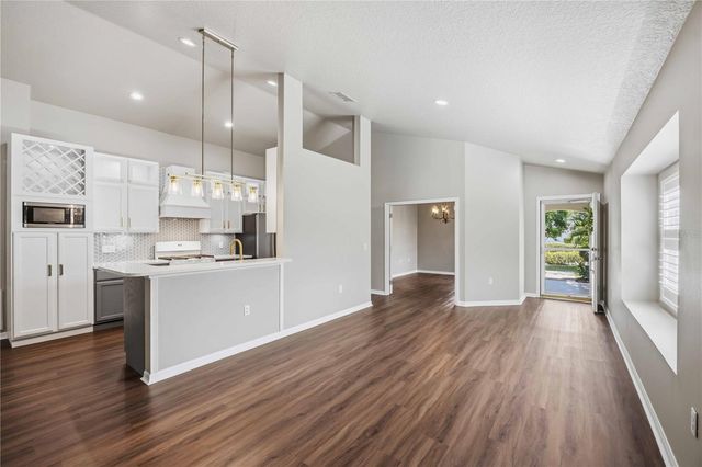 6446 BARBERRY COURT, Lakewood Ranch, FL 34202