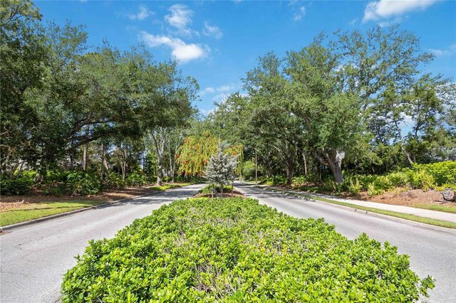 6446 BARBERRY COURT, Lakewood Ranch, FL 34202