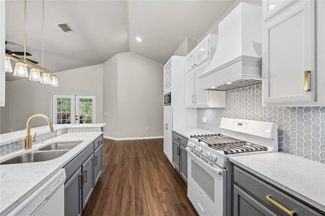 6446 BARBERRY COURT, Lakewood Ranch, FL 34202