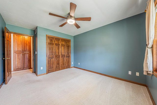 2276 LOST DAUPHIN ROAD, De Pere, WI 54115