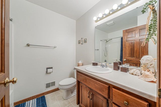 2276 LOST DAUPHIN ROAD, De Pere, WI 54115