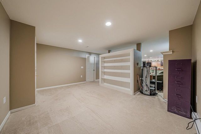 2276 LOST DAUPHIN ROAD, De Pere, WI 54115