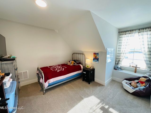 1411 S Clair Circle, Hernando, MS 38632