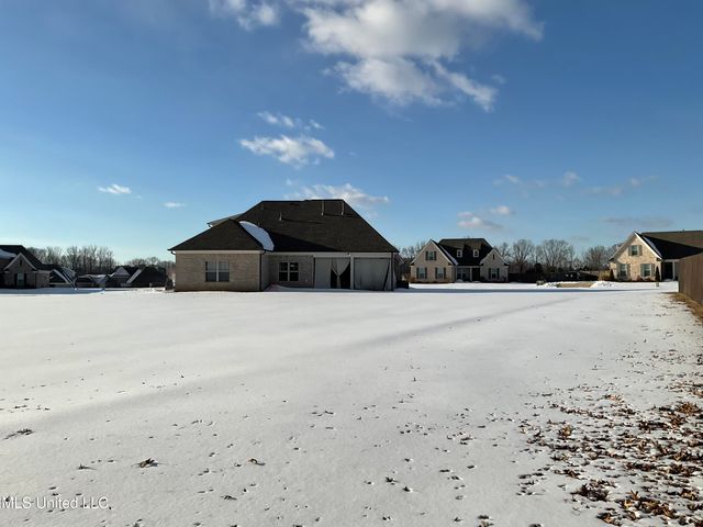 1411 S Clair Circle, Hernando, MS 38632