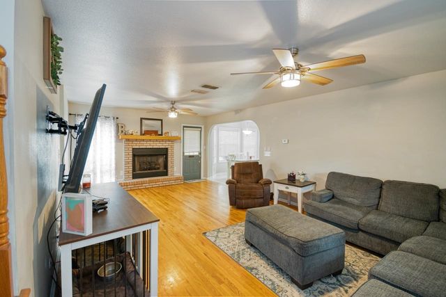 10733 NW Judy Drive, Bristol, FL 32321