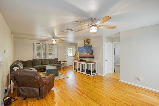 10733 NW Judy Drive, Bristol, FL 32321