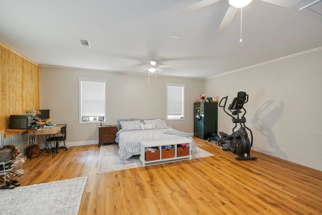 10733 NW Judy Drive, Bristol, FL 32321