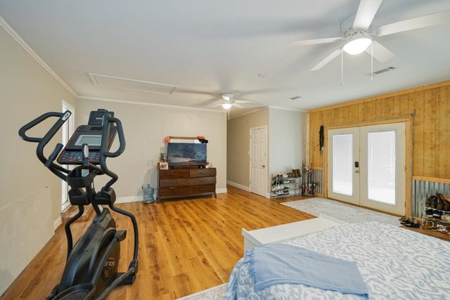 10733 NW Judy Drive, Bristol, FL 32321