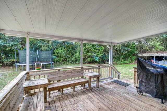 10733 NW Judy Drive, Bristol, FL 32321