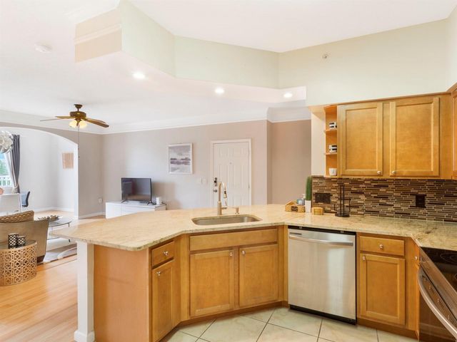 9309 Myrtlewood Circle W 9309, Palm Beach Gardens, FL 33418