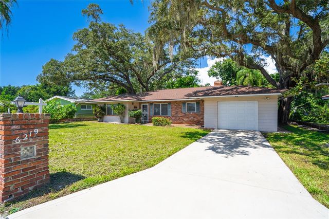 6219 6TH AVENUE S, St Petersburg, FL 33707