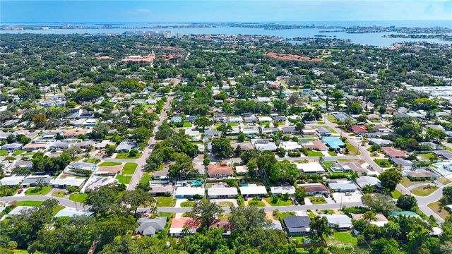 6219 6TH AVENUE S, St Petersburg, FL 33707