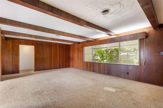 6219 6TH AVENUE S, St Petersburg, FL 33707