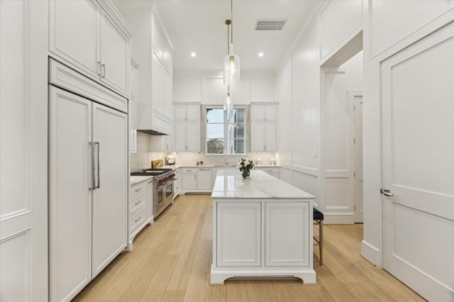 1335 Peden Street, Houston, TX 77006