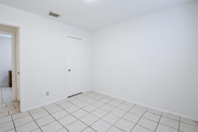 5635 Greenhill Forest Drive, Houston, TX 77088