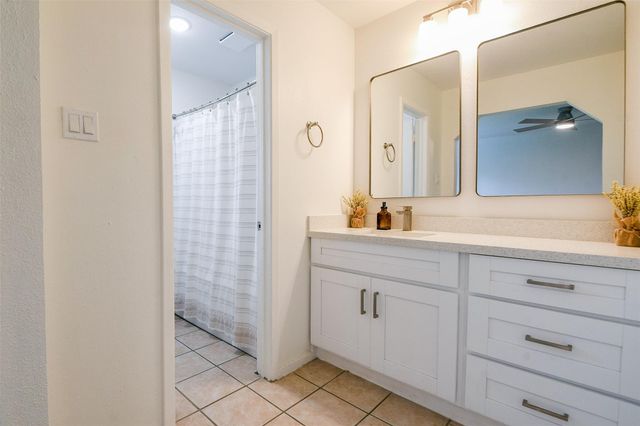 5635 Greenhill Forest Drive, Houston, TX 77088