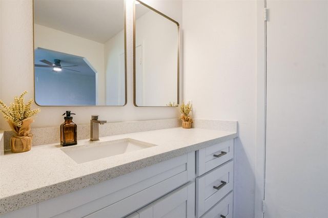 5635 Greenhill Forest Drive, Houston, TX 77088