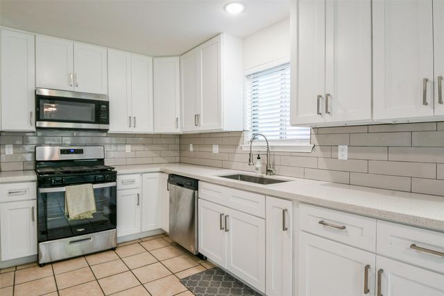 5635 Greenhill Forest Drive, Houston, TX 77088