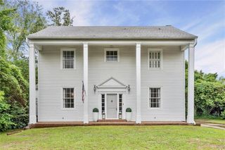 3863 Old Shell Road, Mobile, AL 36608