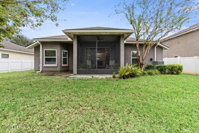 72 BRADFORD LAKE Circle, Jacksonville, FL 32218