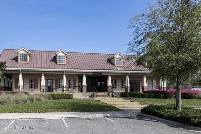 72 BRADFORD LAKE Circle, Jacksonville, FL 32218