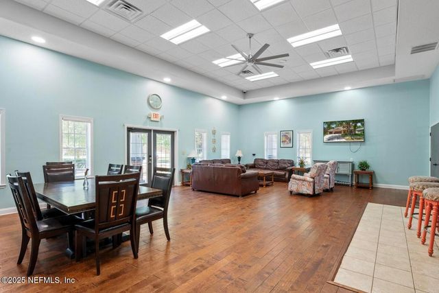 72 BRADFORD LAKE Circle, Jacksonville, FL 32218