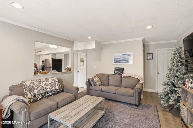 1 Mimi Lane, Howell, NJ 07731