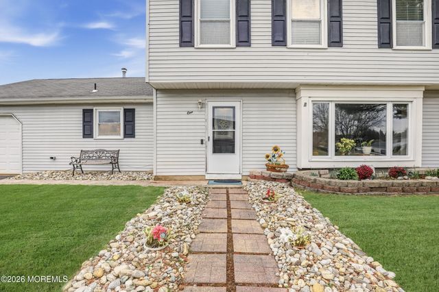 1 Mimi Lane, Howell, NJ 07731