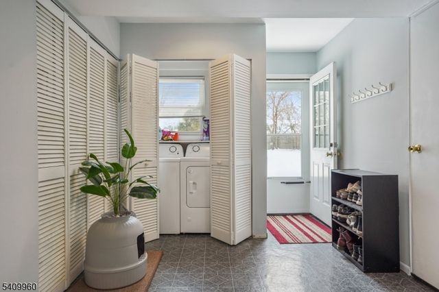 6 Herbert Ln, Hackettstown Town, NJ 07840