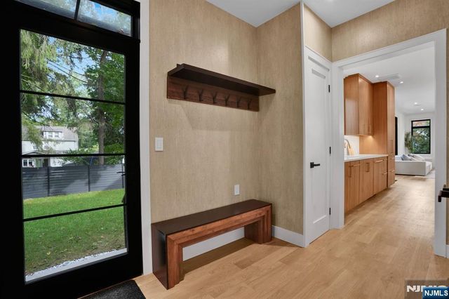 24 S Lyle Avenue, Tenafly, NJ 07670