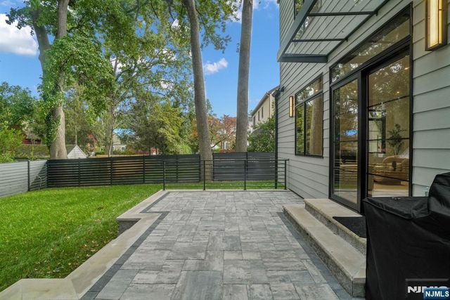24 S Lyle Avenue, Tenafly, NJ 07670