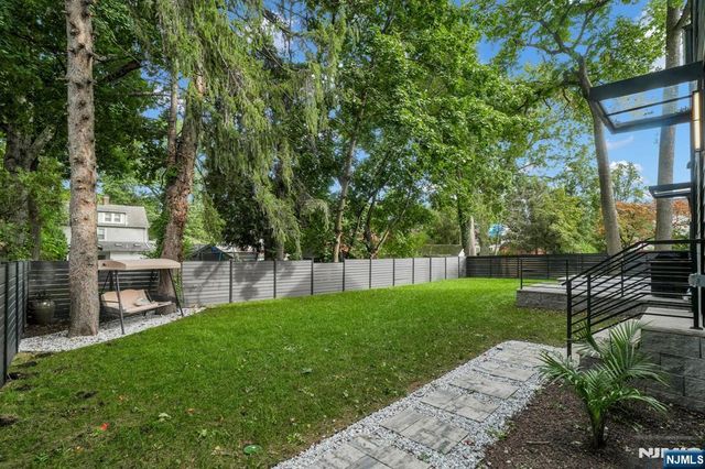 24 S Lyle Avenue, Tenafly, NJ 07670