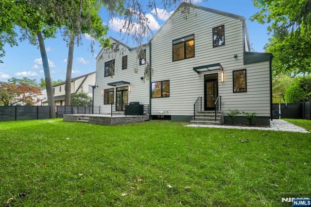 24 S Lyle Avenue, Tenafly, NJ 07670