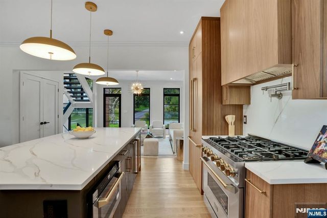 24 S Lyle Avenue, Tenafly, NJ 07670