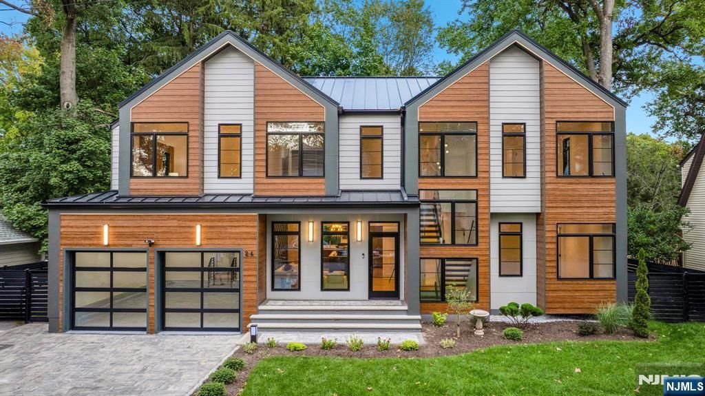 24 S Lyle Avenue, Tenafly, NJ 07670