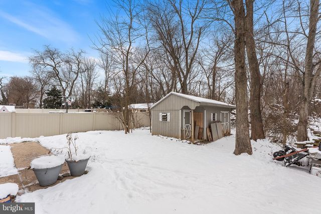 1237 GREELEY AVE, Warminster, PA 18974