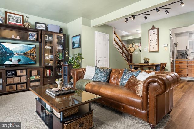 1237 GREELEY AVE, Warminster, PA 18974