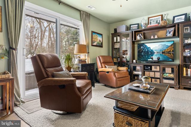 1237 GREELEY AVE, Warminster, PA 18974