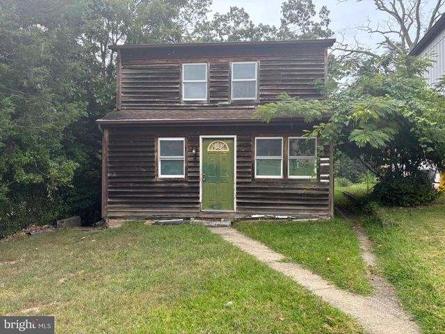 1326 EDNA RD, Pasadena, MD 21122