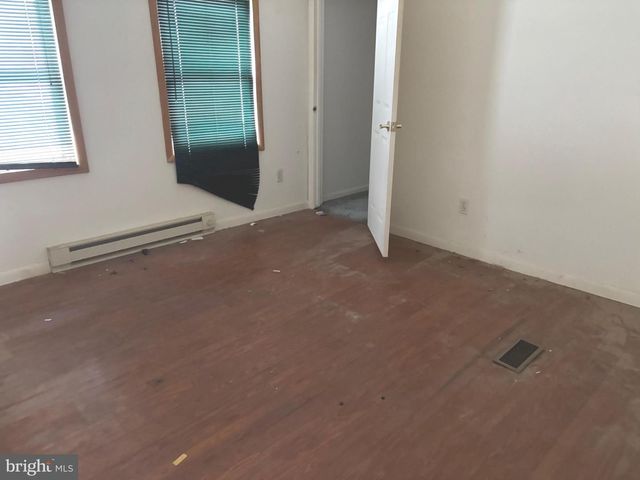 1326 EDNA RD, Pasadena, MD 21122