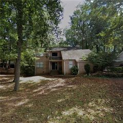1632 Fieldgreen Overlook, Stone Mountain, GA 30088