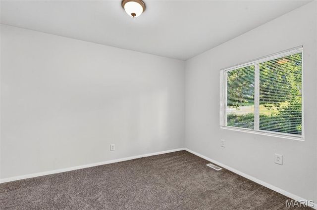 51 Cedar Field Drive, Pacific, MO 63069