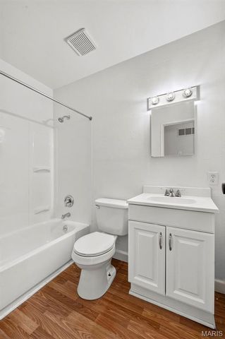 51 Cedar Field Drive, Pacific, MO 63069