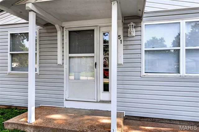 51 Cedar Field Drive, Pacific, MO 63069