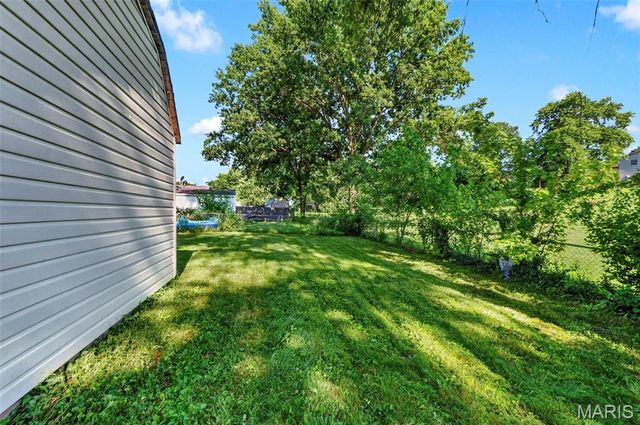 51 Cedar Field Drive, Pacific, MO 63069