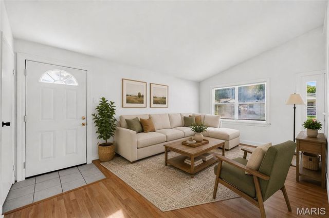 51 Cedar Field Drive, Pacific, MO 63069