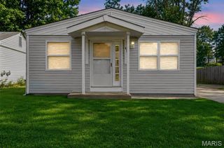 51 Cedar Field Drive, Pacific, MO 63069