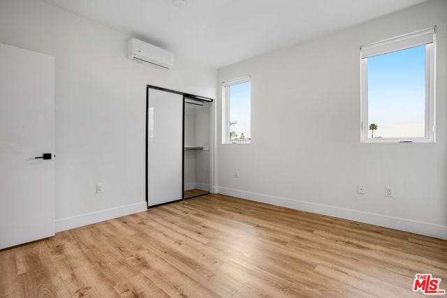 5657 Virginia Avenue 303, Los Angeles, CA 90038