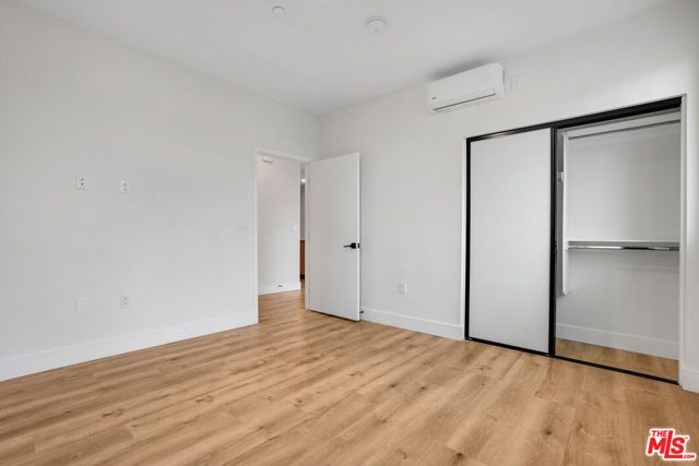 5657 Virginia Avenue 303, Los Angeles, CA 90038